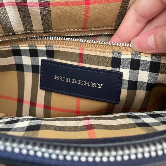Burberry Navy Blue Medium Perforated Logo Leather Banner Bag - Picture 5 of 9